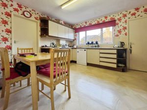 Photo 26- click for photo gallery